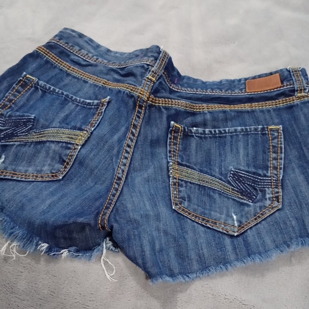 Distressed Blue Denim Jean Shorts - Picture 4 of 4